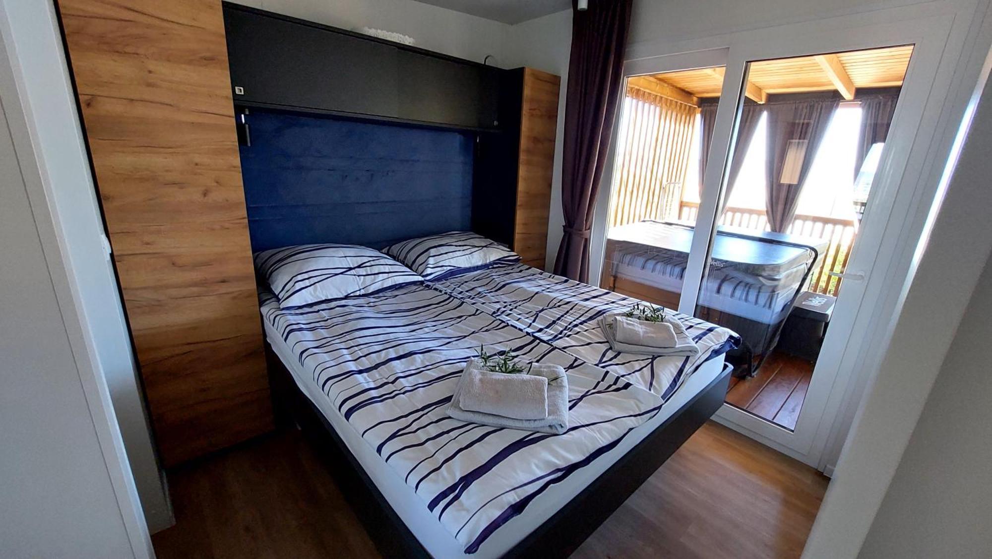 MOBILE HOMES SELCE - Alpe Jadran MOBIL Exterior foto